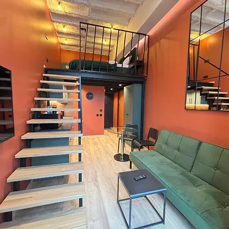Urban Terracotta Loft - Newly Renovated * Kaunas